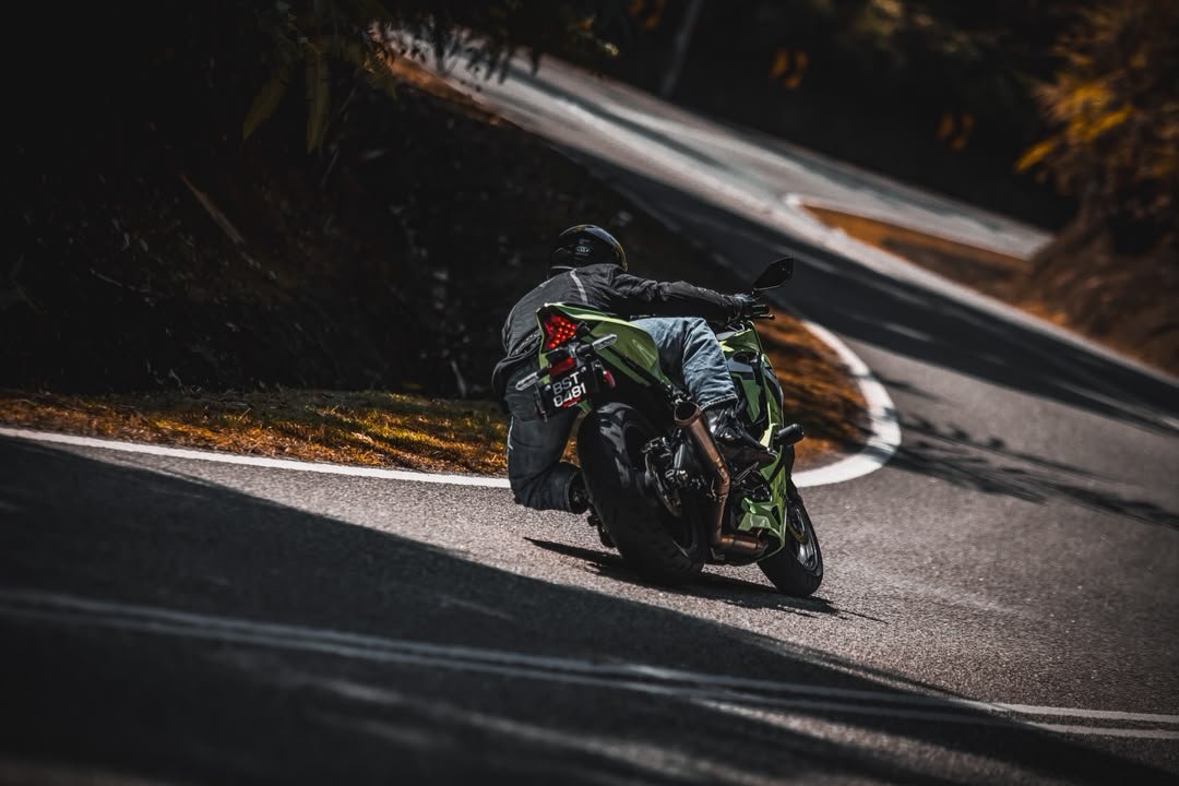 Cornering on a bike